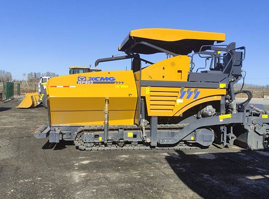 Асфальтоукладчик XCMG RP803Pro