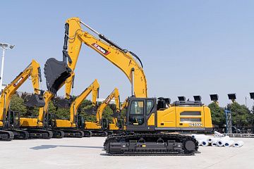 Гусеничный экскаватор XCMG XE550G