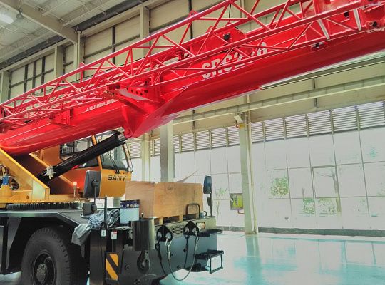 Короткобазный кран Sany SRC300C