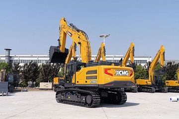 Гусеничный экскаватор XCMG XE550G