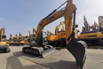 Гусеничный габаритный экскаватор XCMG XE180DN